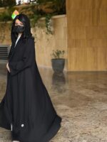 Cool summer abaya in plain crepe fabric with a straight cut. With Tarha. black (available in several colors)